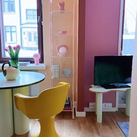 Vaerikaes Koti Laehellae Keskustaa 公寓